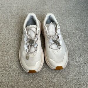 Hoka Transport Shoe Size 5B